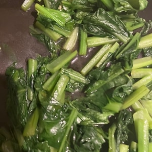 少し煮込んで作る青菜炒め～小松菜